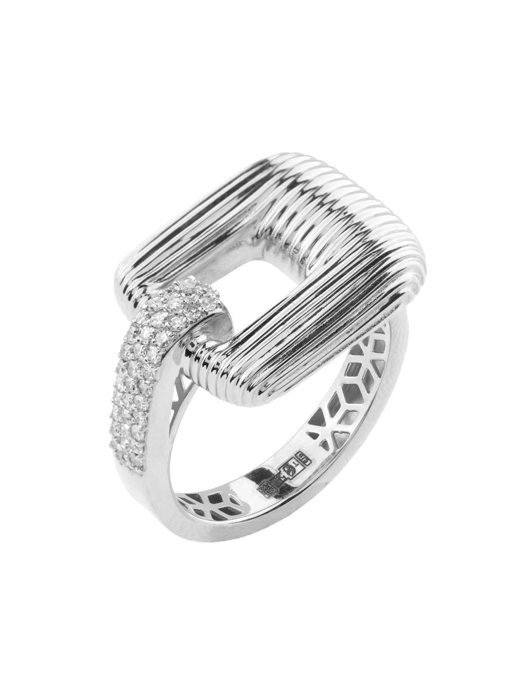 Кольцо из белого золота c бриллиантами