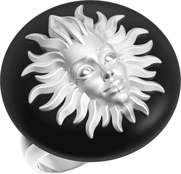 Кольцо из белого золота c ониксом