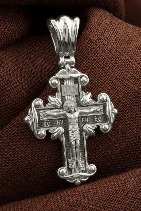 Крест из белого золота