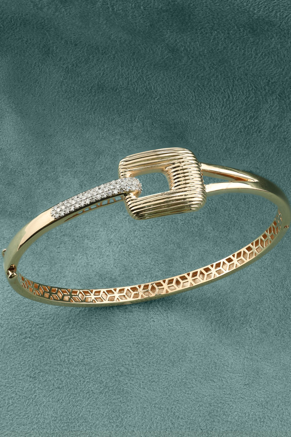 Браслет из золота c бриллиантами