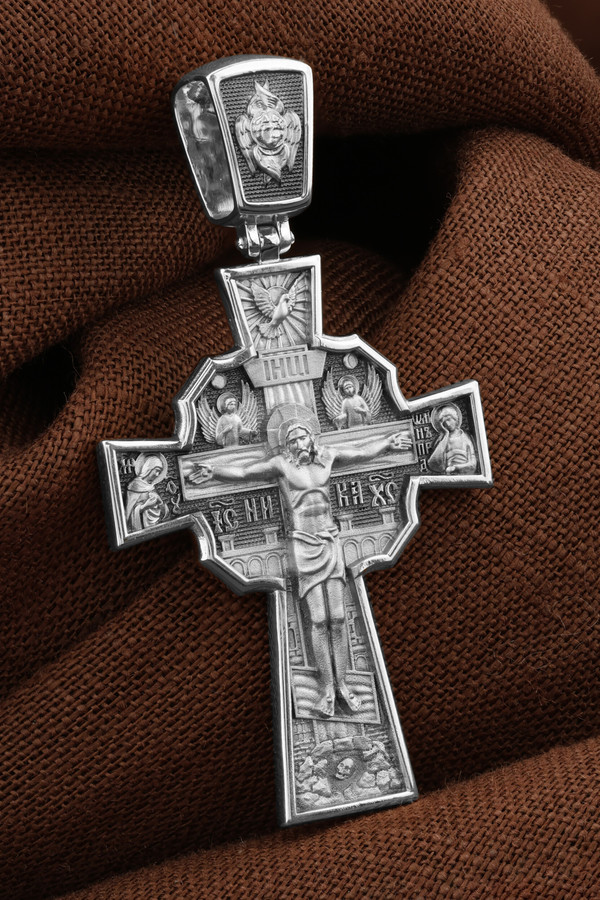 Крест из белого золота