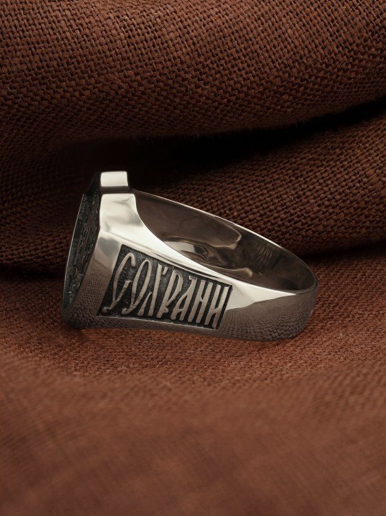 Кольцо из белого золота