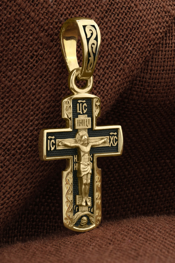 Крест из лимонного золота