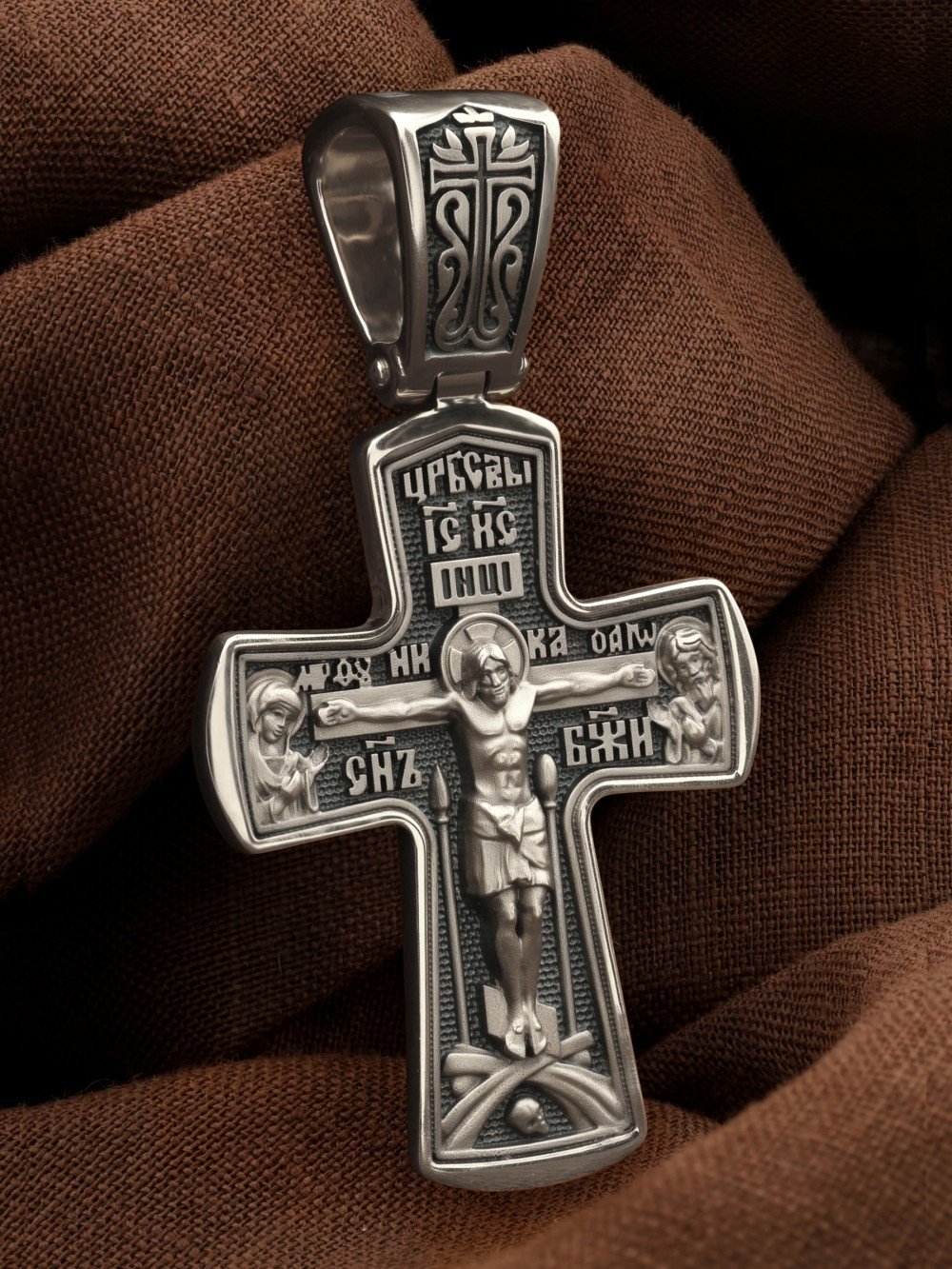 Крест из белого золота