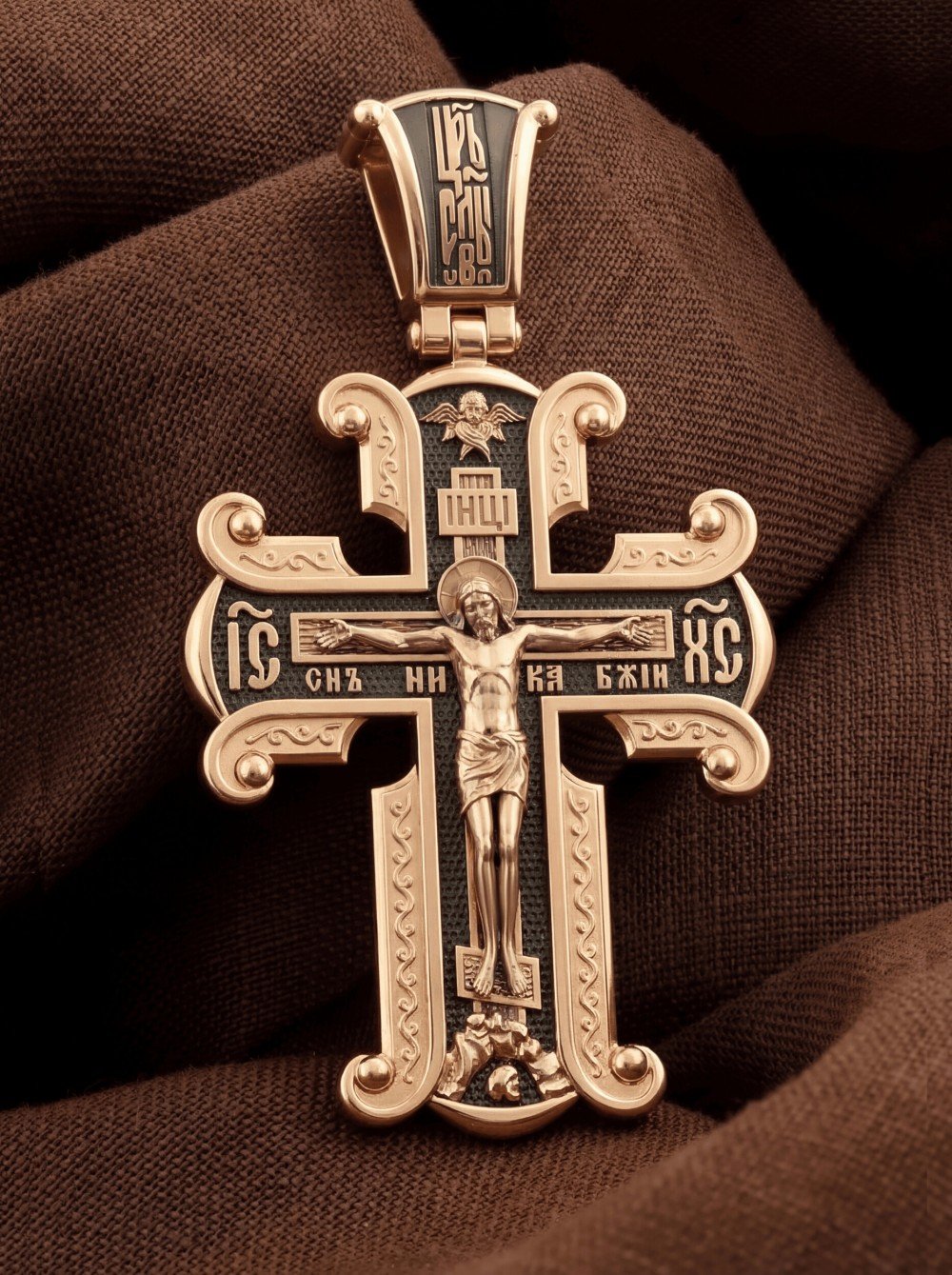 Крест из золота