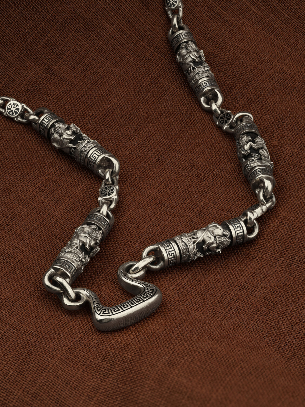 Цепь из белого золота c эмаль и эбеновым деревом