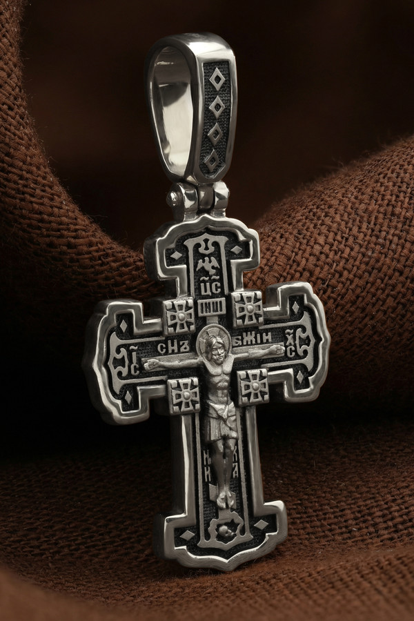 Крест из белого золота