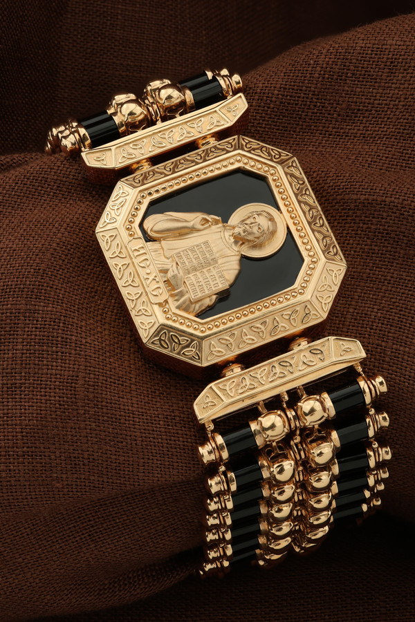 Браслет из золота c ониксом