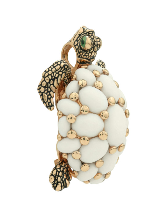 Брошь из золота c эмалью и бивнем мамонта