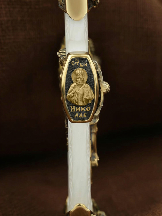 Крест из лимонного золота c бивнем мамонта