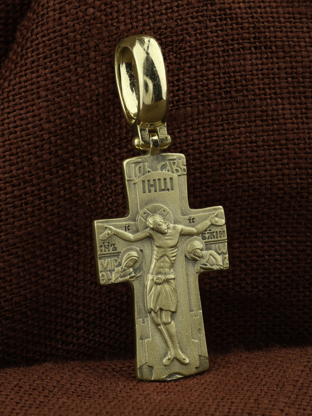 Крест из зелёного золота