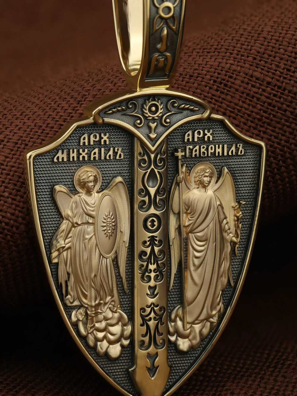 Образок из лимонного золота