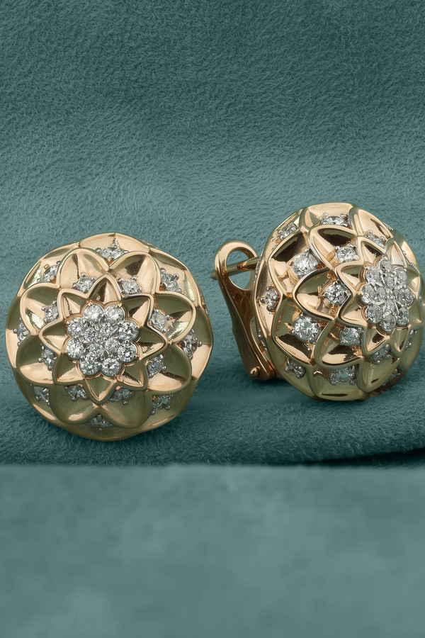 Серьги из золота c бриллиантами