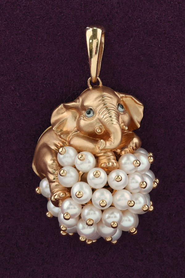 Подвеска из золота c эмаль и жемчугом