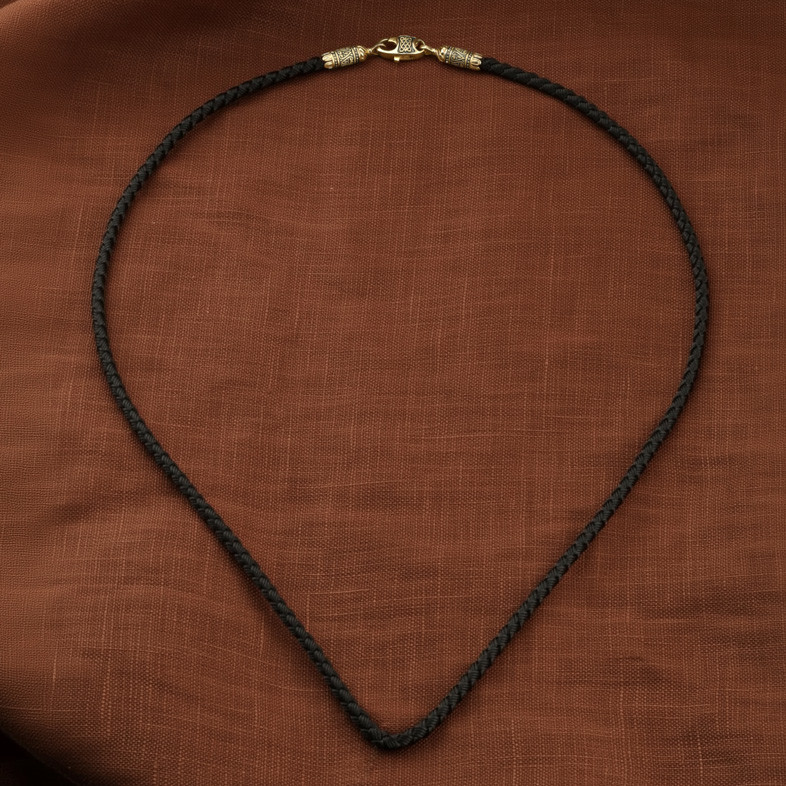 Шнурок шёлковый из лимонного золота c шёлковым шнурком