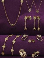 Кольцо из лимонного золота 585 пробы c бриллиантами, ониксом и перламутром