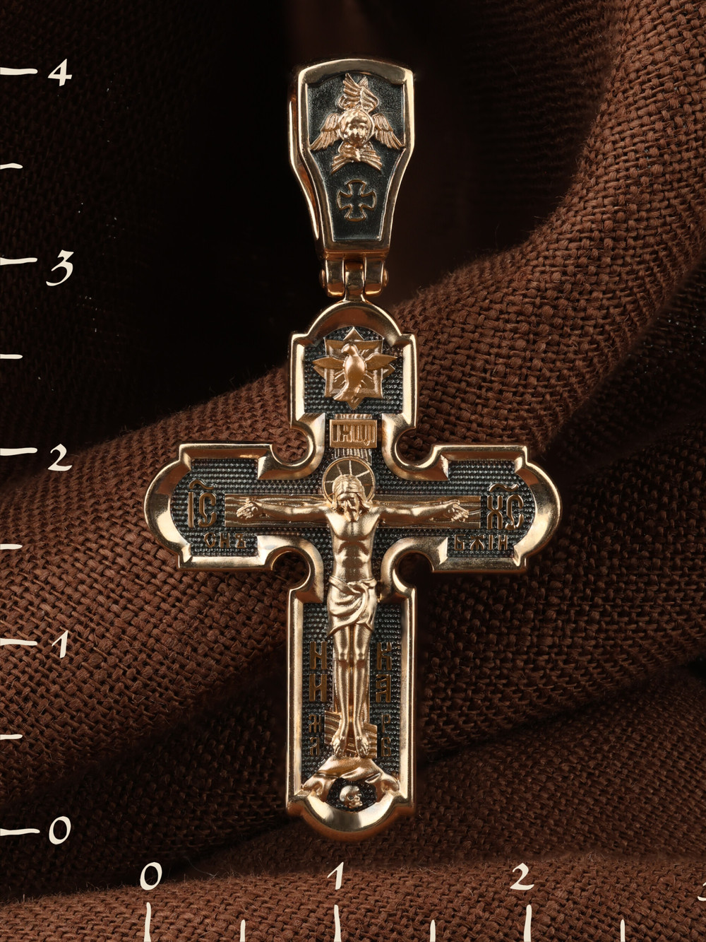 Крест из золота