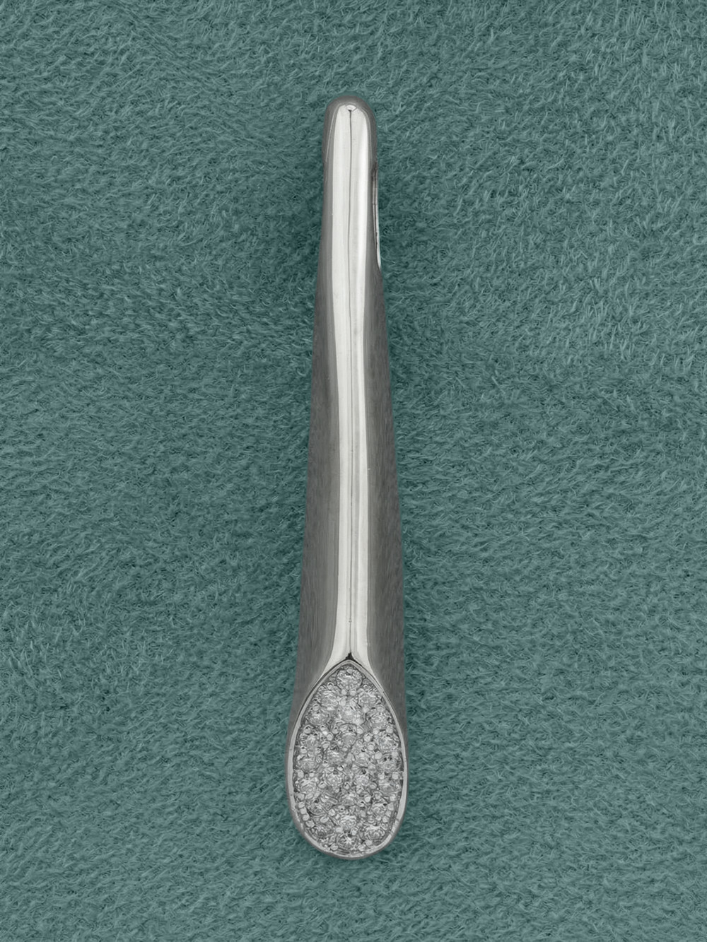 Подвеска из белого золота c бриллиантами