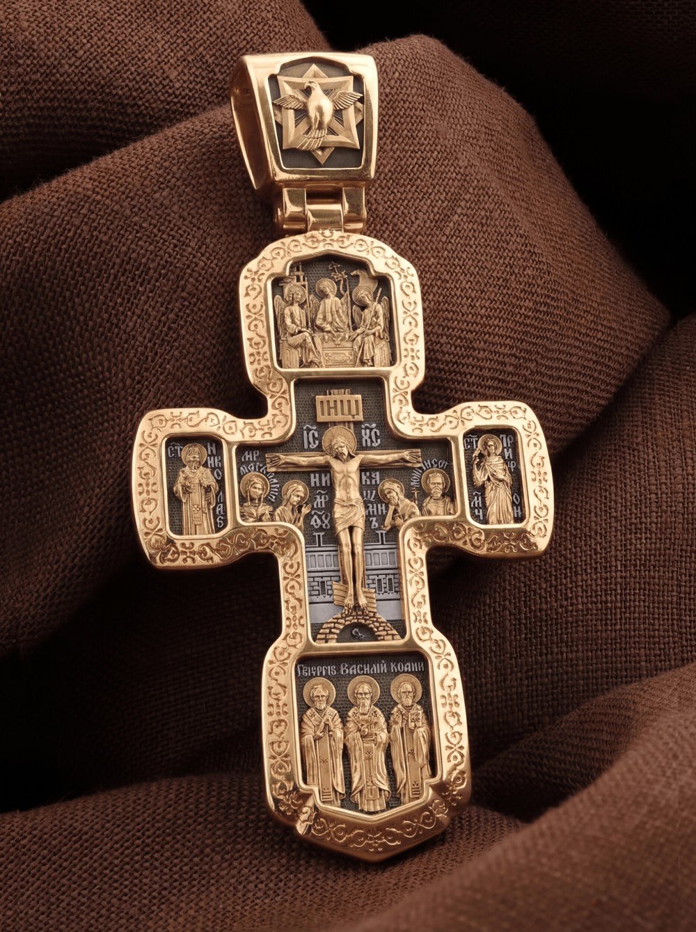 Крест из золота
