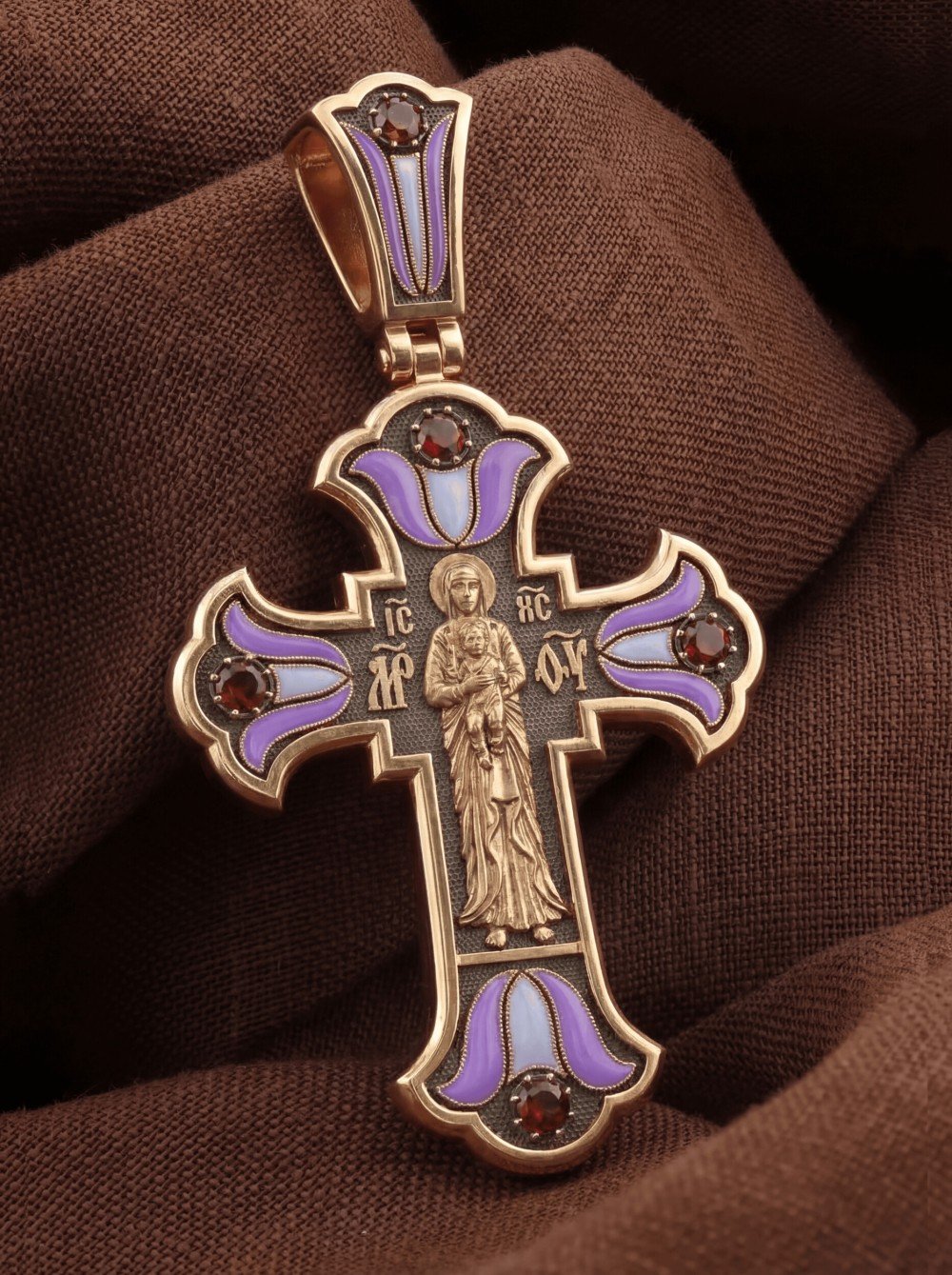 Крест из золота c эмаль и рубином