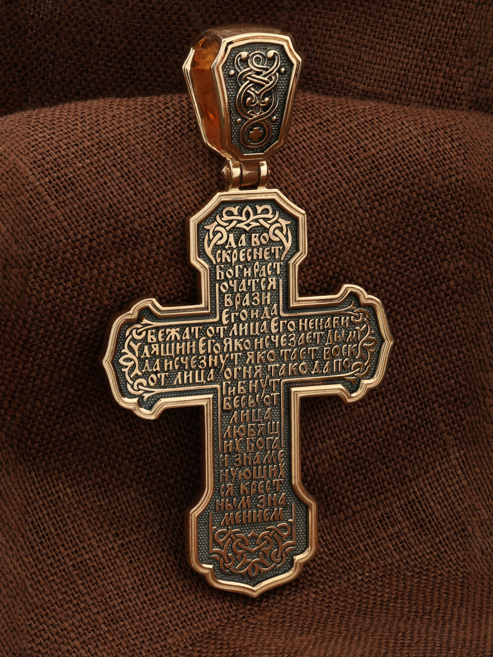 Крест из золота