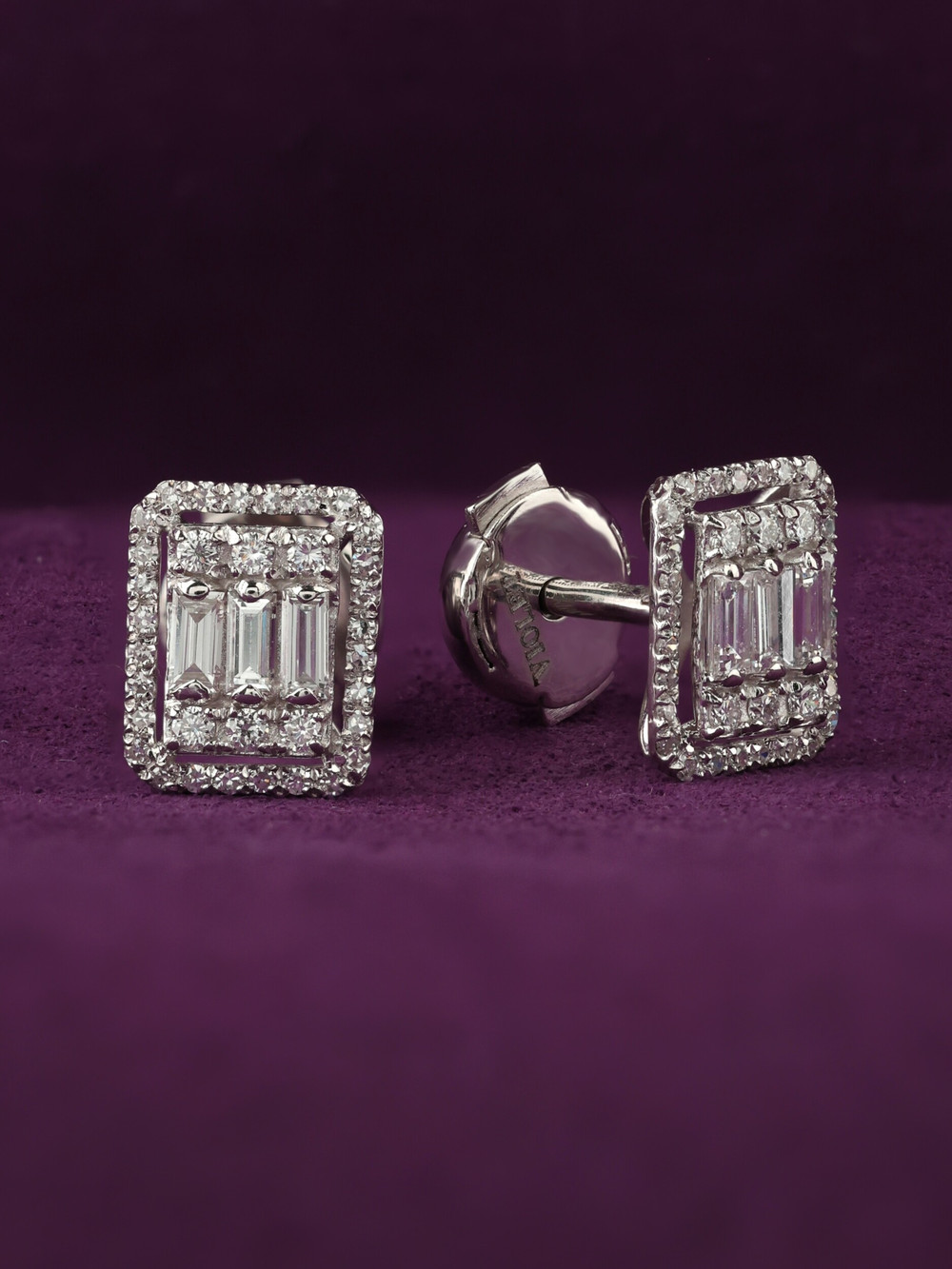 Серьги из белого золота c бриллиантами