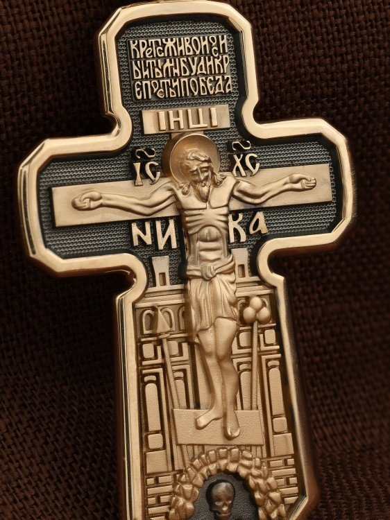 Крест из золота
