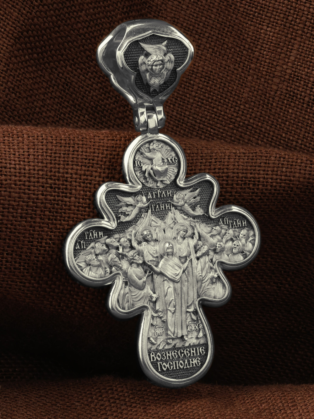 Крест из белого золота