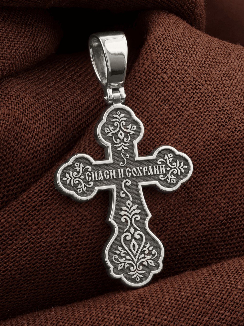 Крест из белого золота
