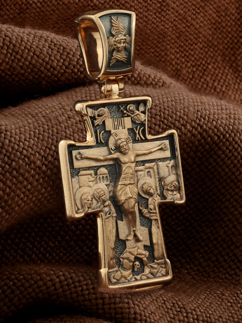 Крест из золота