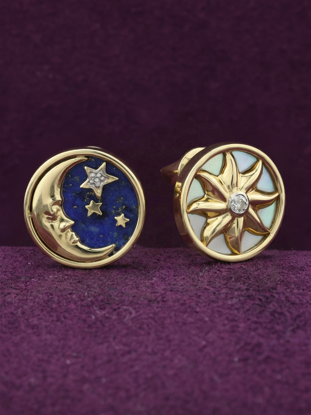 Серьги из лимонного золота c бриллиантами, лазуритом и перламутром