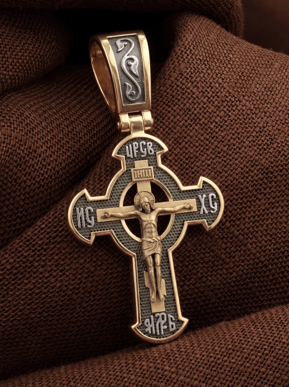 Крест из золота