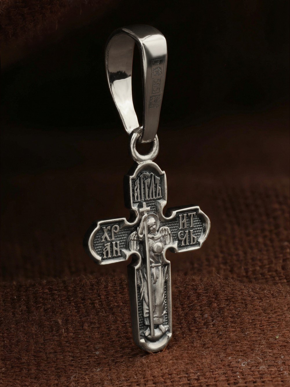 Крест из белого золота