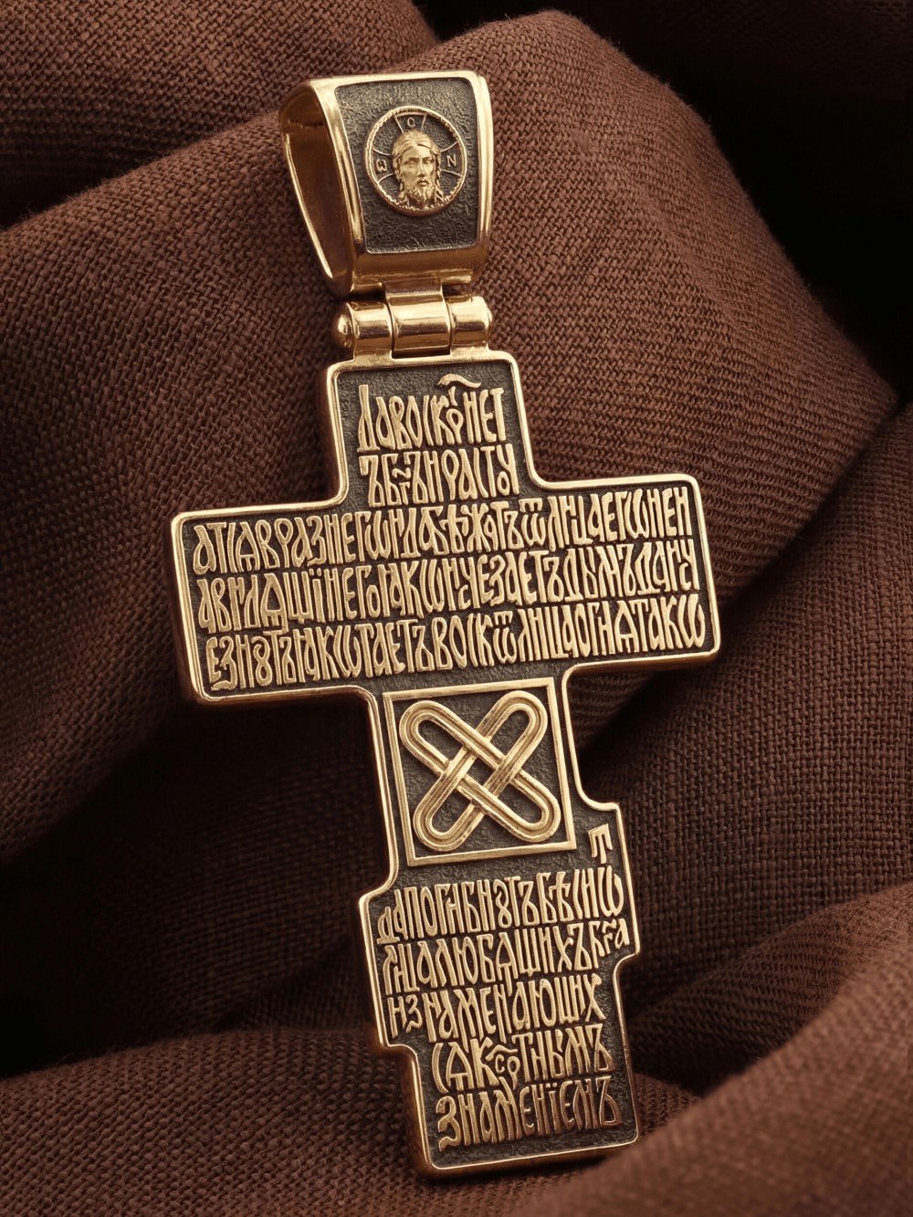 Крест из золота