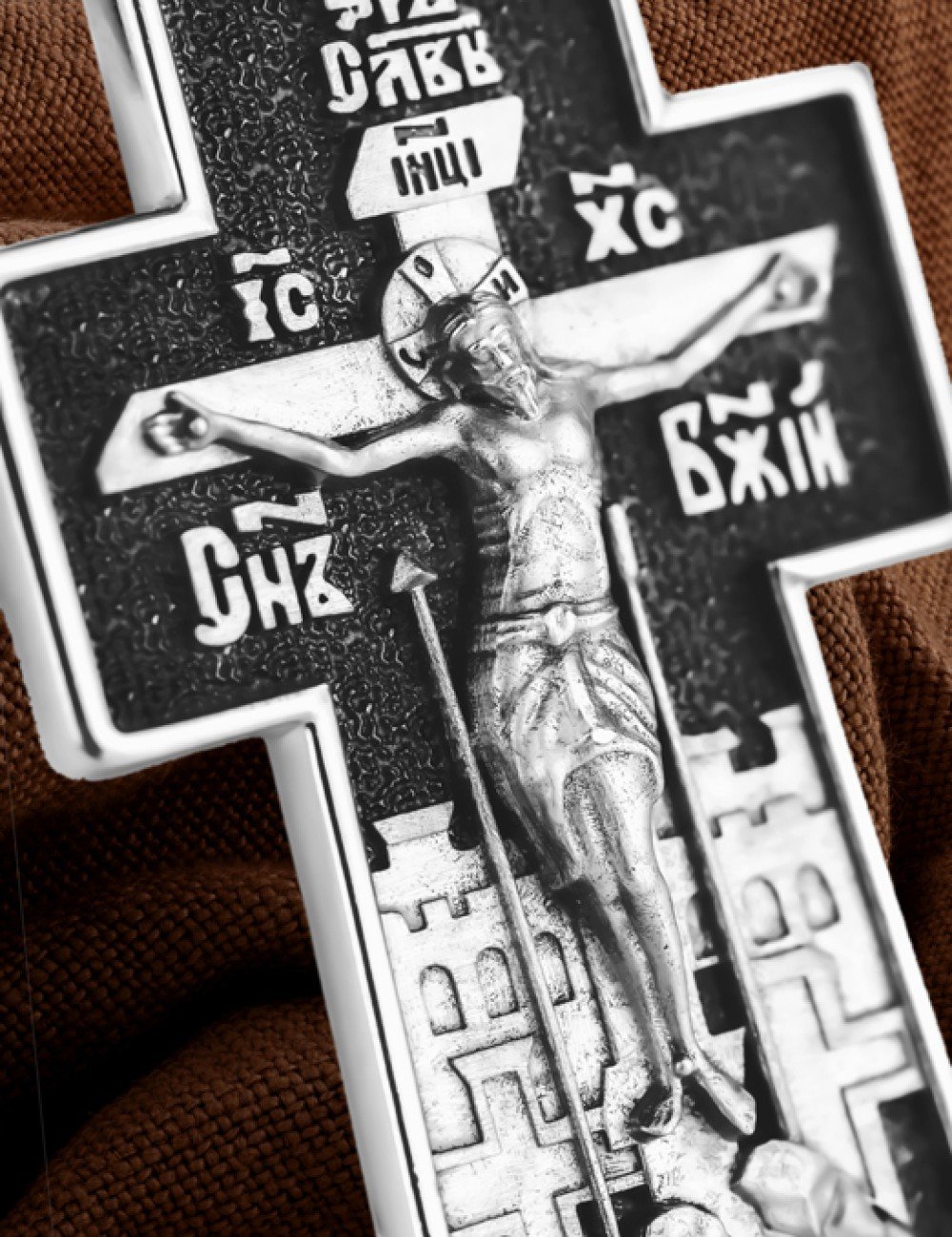 Крест из белого золота