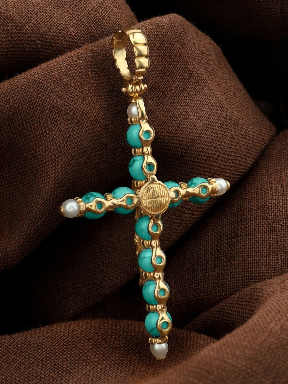 Крест из лимонного золота c жемчугом и бирюзой