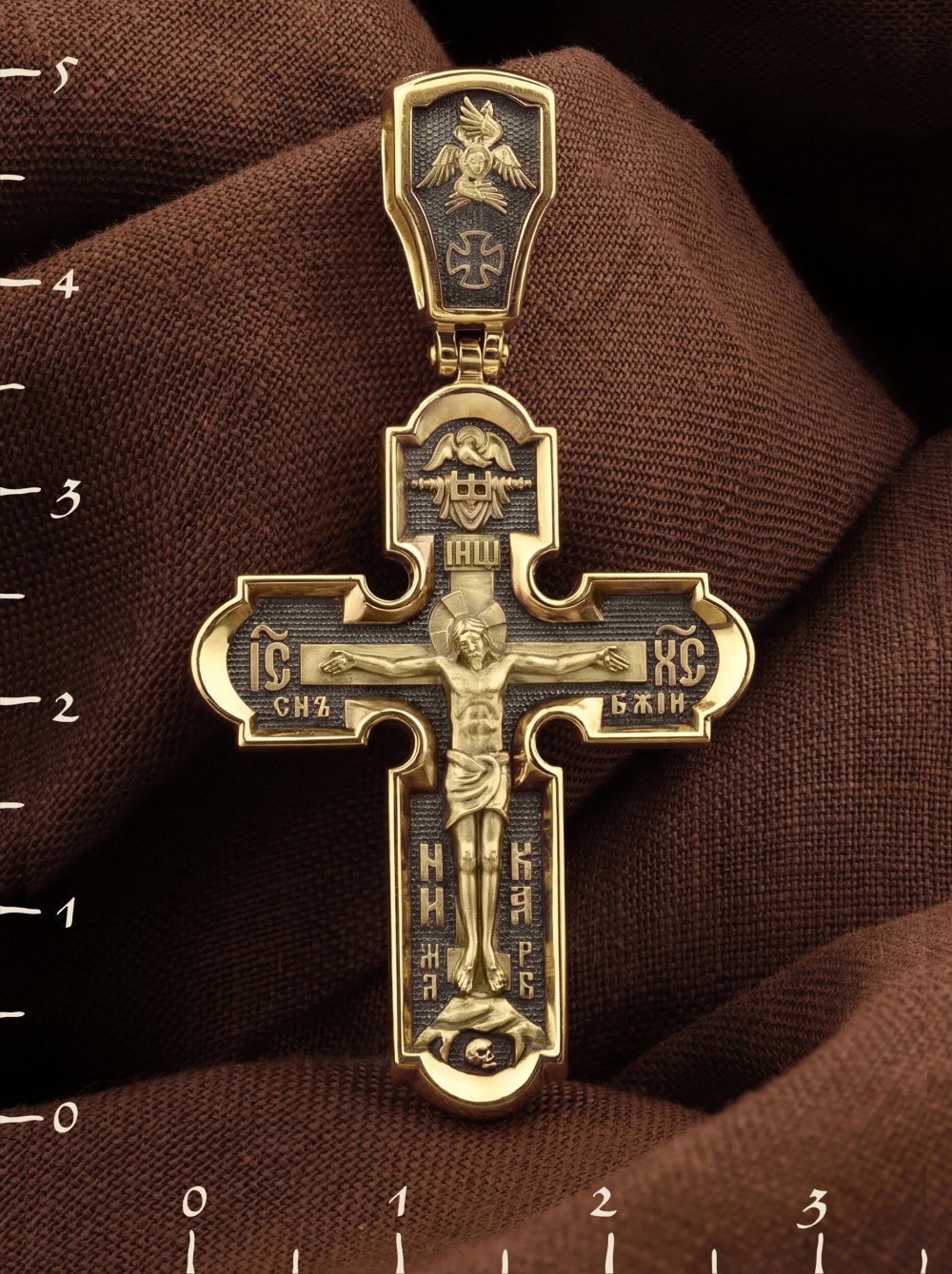 Крест из лимонного золота