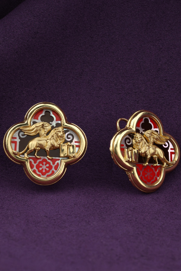 Серьги из лимонного золота c эмаль и перламутром