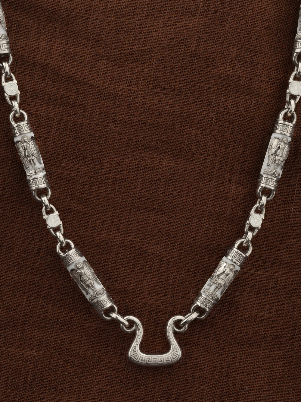 Цепь из белого золота c эмаль и бивнем мамонта