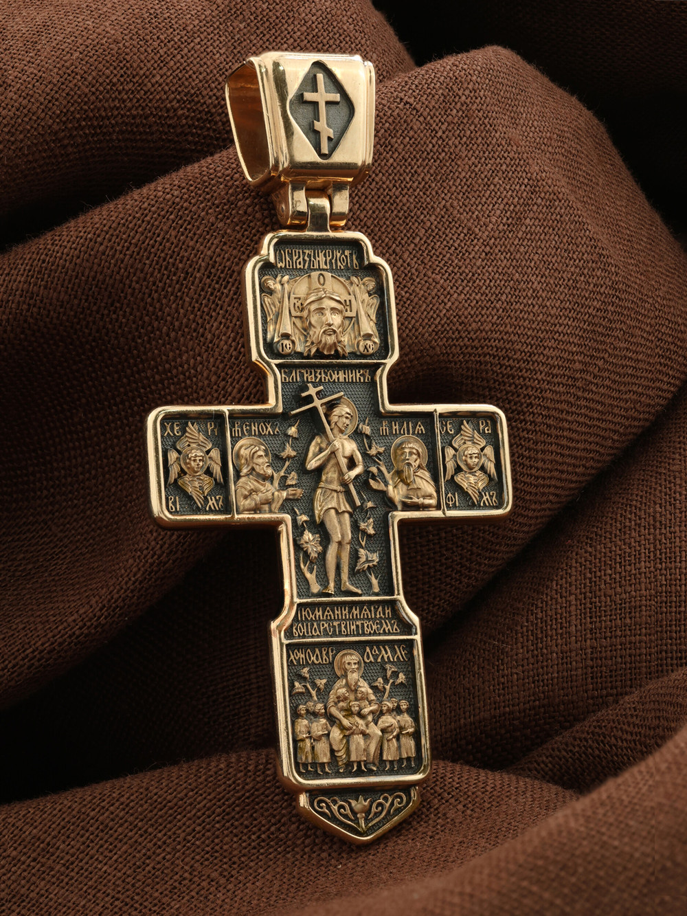 Крест из золота