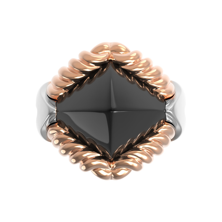 Кольцо из золота c ониксом