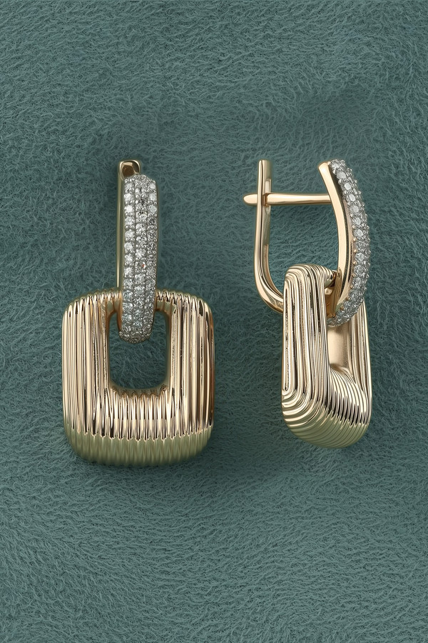 Серьги из золота c бриллиантами