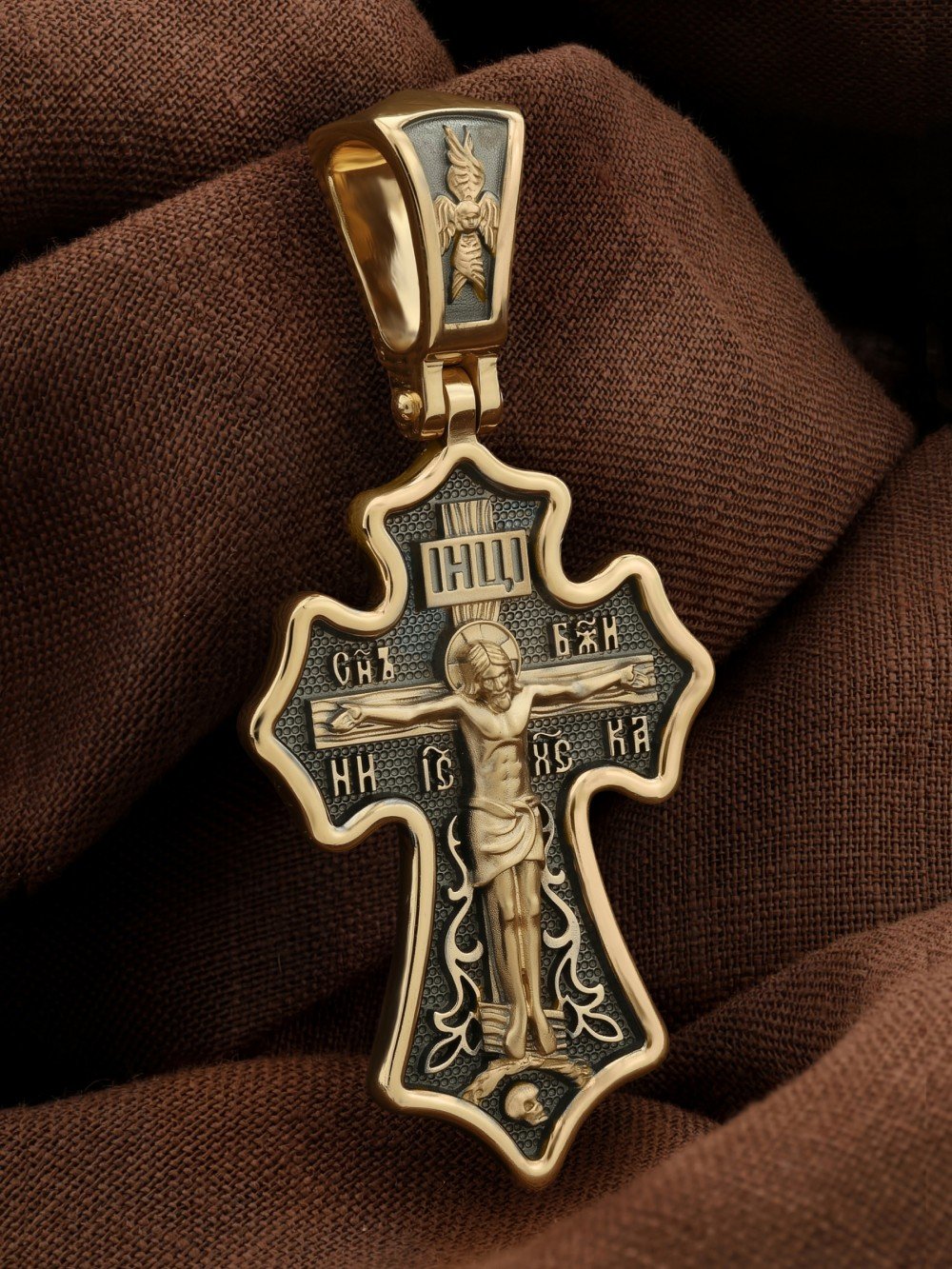 Крест из лимонного золота