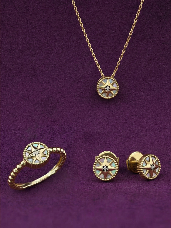 Серьги из лимонного золота c бриллиантами и перламутром