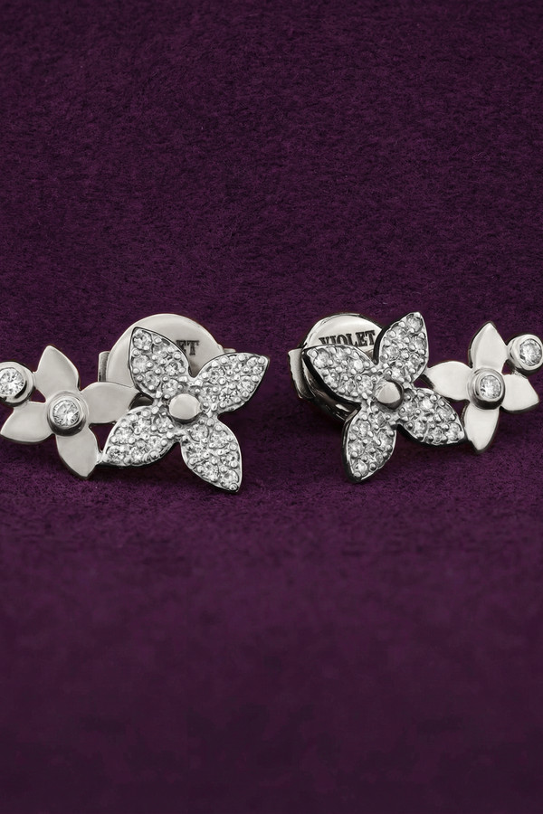 Серьги из белого золота c бриллиантами