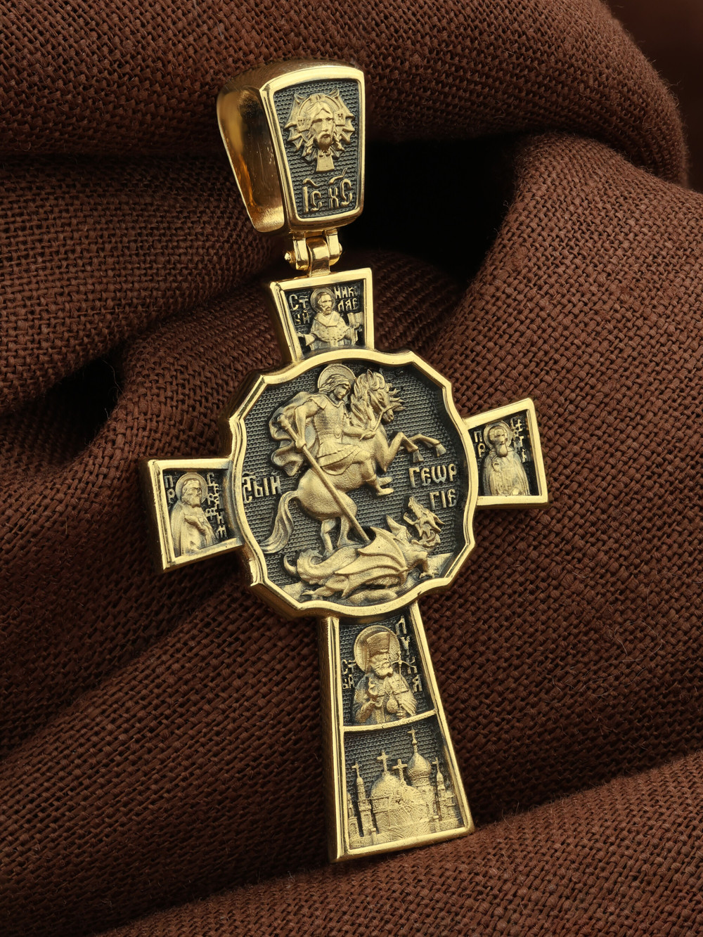 Крест из лимонного золота