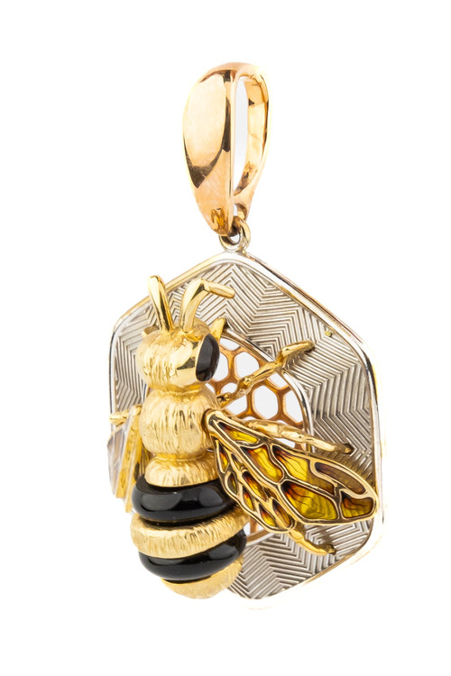 Подвеска из золота c эмалью, ониксом и эмалью