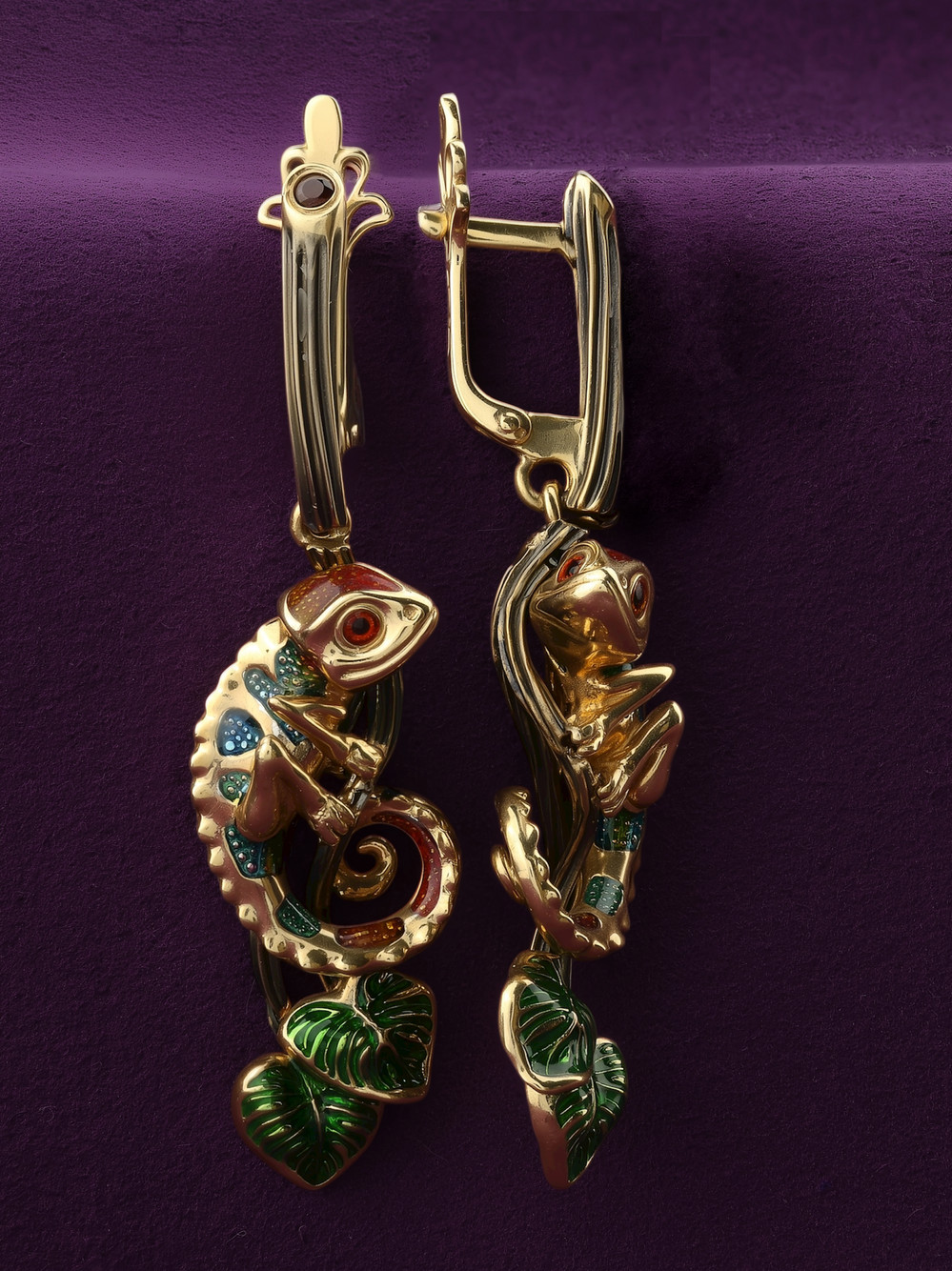 Серьги из лимонного золота c эмаль и гранатом