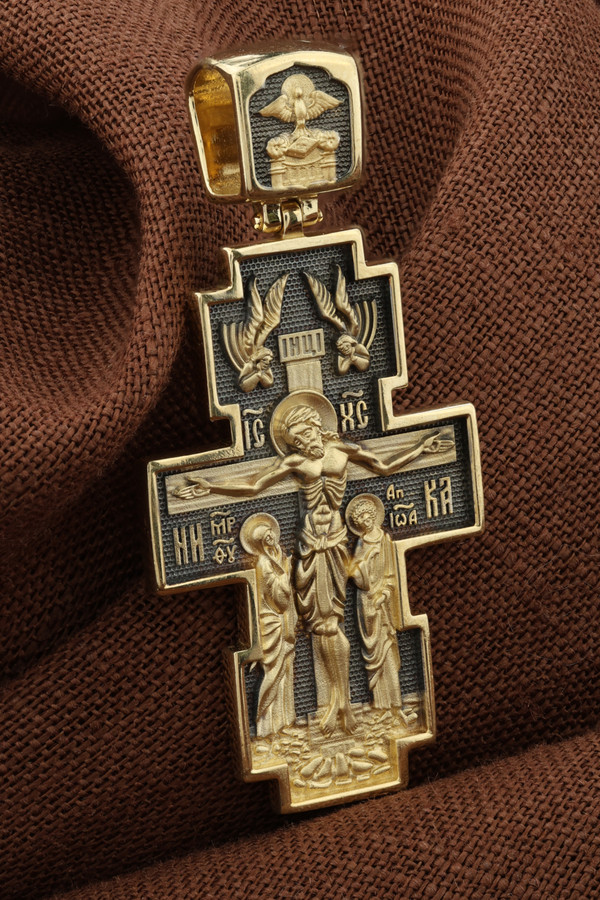 Крест из лимонного золота