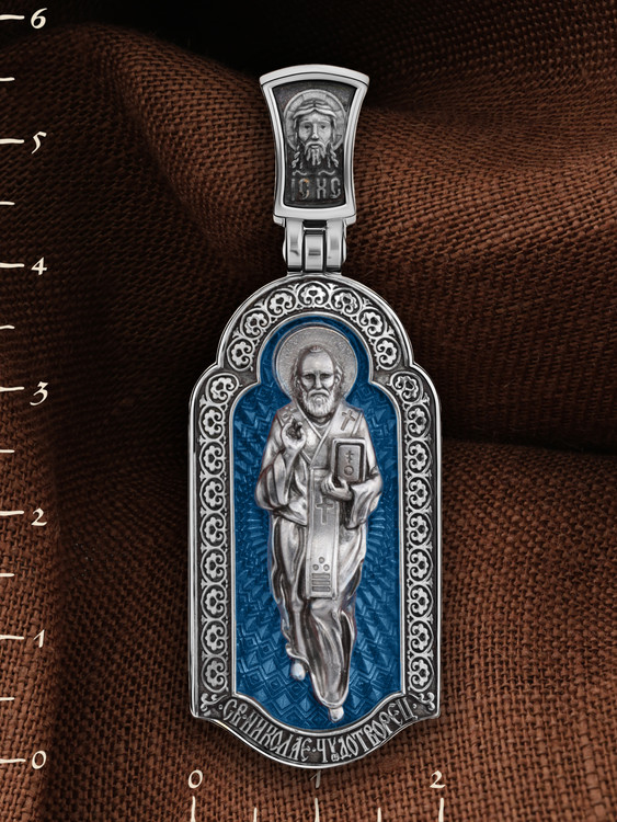 Образок из белого золота c эмалью